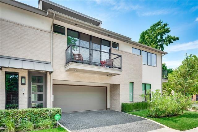 2222 N Prairie Ave in Dallas, TX - Building Photo