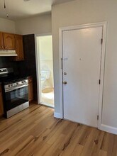 48 E 19th St in Bayonne, NJ - Building Photo - Building Photo