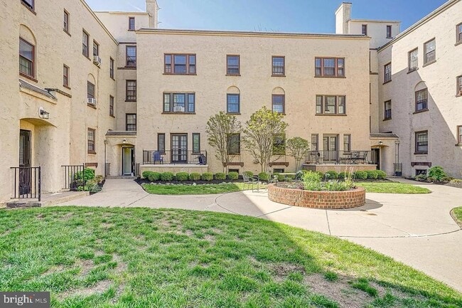 property at 210 E Maple Ave