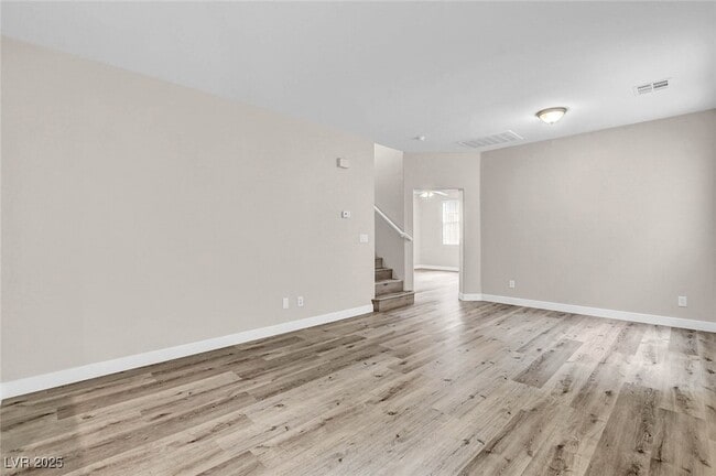 4857 Eureka Diamond Ct, Unit 301 in Las Vegas, NV - Building Photo - Building Photo