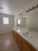 7713 Snow Shoe Way in Las Vegas, NV - Building Photo - Building Photo