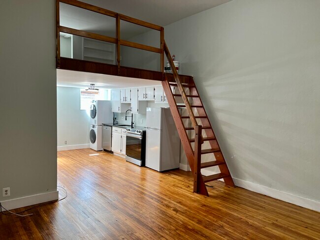 716 South St, Unit Unit2R photo'