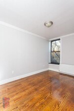 343 E 5th St, Unit A in New York, NY - Building Photo - Building Photo