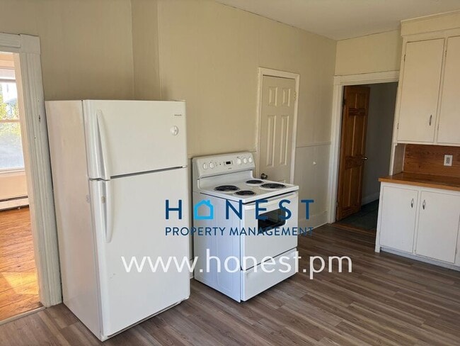 7 Drummond St in Auburn, ME - Building Photo - Building Photo