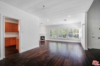 741 Chautauqua Blvd in Los Angeles, CA - Building Photo - Building Photo