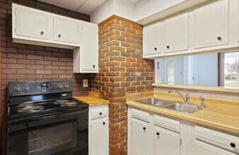 1321 Reed St in Saginaw, MI - Building Photo - Building Photo