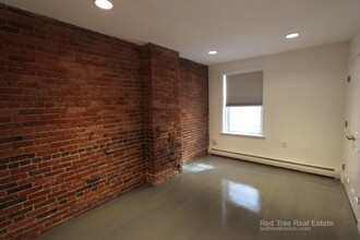 131 Saint Botolph St, Unit 9 in Boston, MA - Building Photo - Building Photo