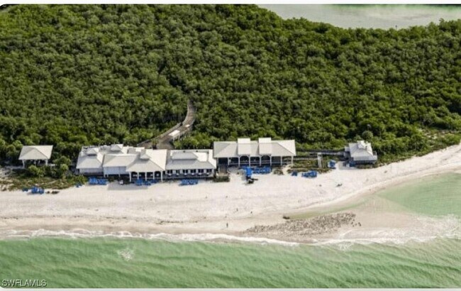 8405 Excalibur Cir in Naples, FL - Building Photo - Building Photo