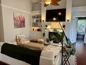 3 Hertford Pl in Durham, NC - Building Photo - Building Photo