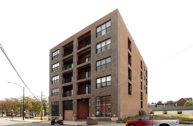 809 E 40th St in Chicago, IL - Foto de edificio - Building Photo