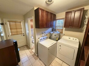 11910 Lucks Ln in Midlothian, VA - Building Photo - Building Photo