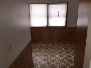 926 Blackstone Ave, Unit #3 in Waukesha, WI - Foto de edificio - Building Photo