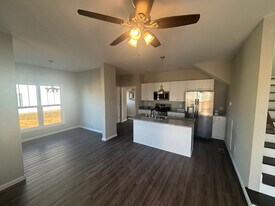 163 Apache Ln in Lafayette, TN - Building Photo