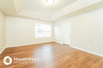 5466 Rock Lake Dr in Atlanta, GA - Building Photo - Building Photo