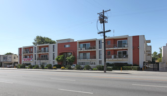 13820 Victory Blvd Apartments