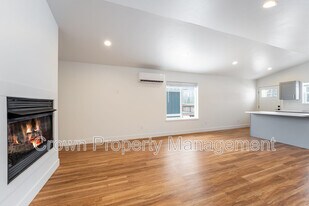 28 Glacier Rnch Wy in Kalispell, MT - Building Photo