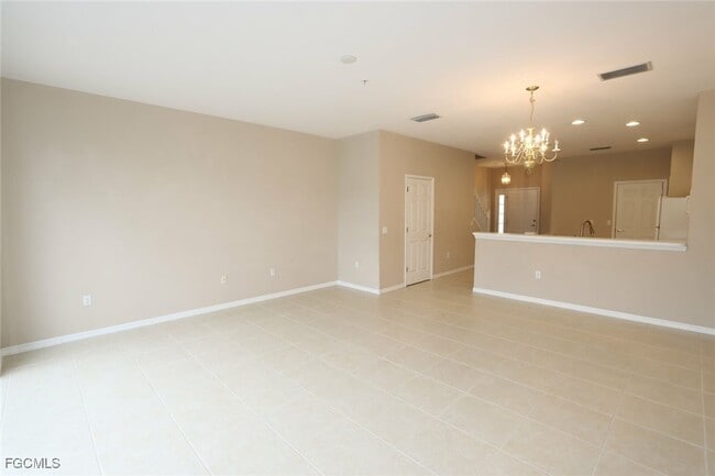 property at 1172 Oxford Ln