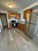 38 Mill St, Unit 1 in Pepperell, MA - Building Photo