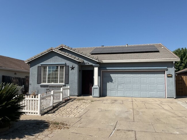 property at 1874 Woodland Dr