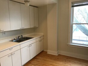 5317 N Winchester Ave-Unit -2 in Chicago, IL - Building Photo - Building Photo