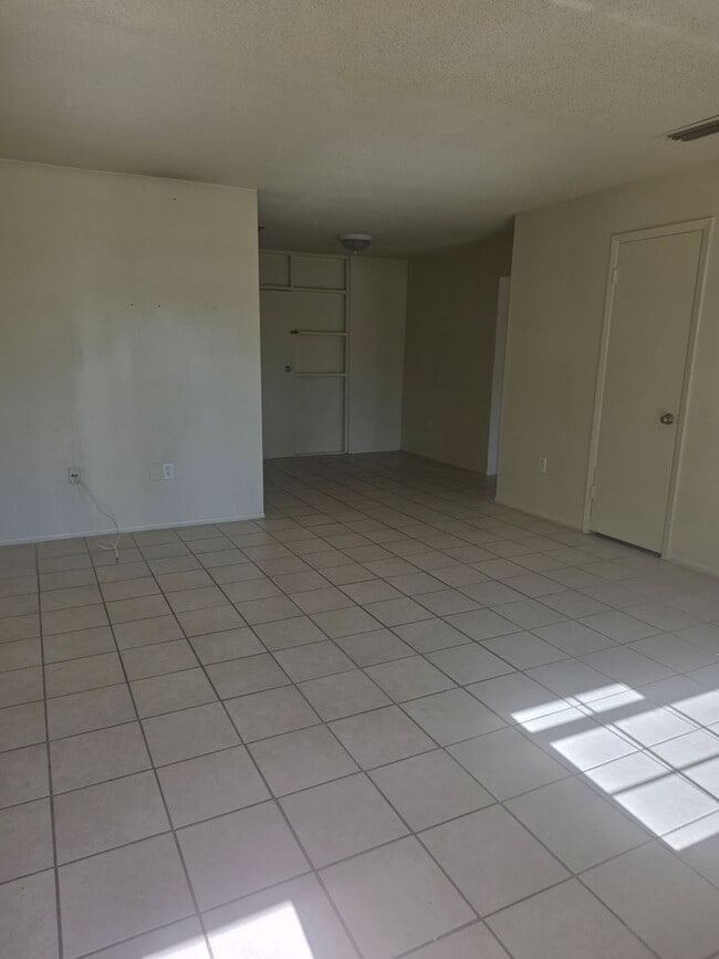 3808 11th St E in Bradenton, FL - Building Photo - Building Photo