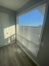 260 Lansdowne St W in Peterborough, ON - Building Photo - Building Photo