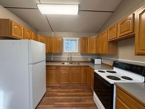 2335 Maria St in Fairbanks, AK - Building Photo - Building Photo