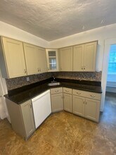 7 Oliver Rd, Unit 2 in Watertown, MA - Foto de edificio - Building Photo