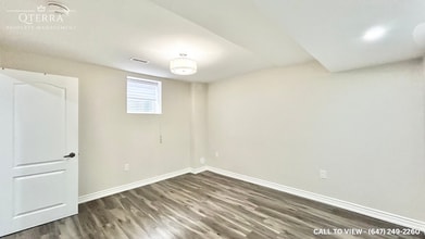 16 Hawtrey Rd in Brampton, ON - Building Photo - Building Photo