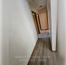 464 Chicago Ave in Youngstown, OH - Foto de edificio - Building Photo