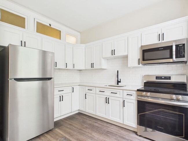property at 23-25 E King St