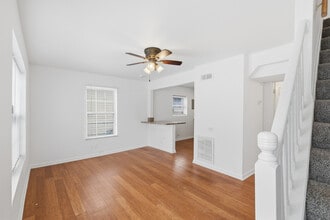 426 Alpine Dr in Round Lake, IL - Building Photo - Building Photo