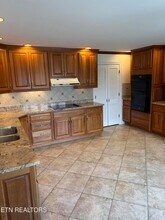 218 Baltusrol Rd in Knoxville, TN - Building Photo - Building Photo