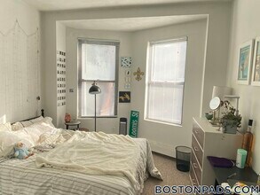 610 Columbus Ave, Unit 3 in Boston, MA - Foto de edificio - Building Photo