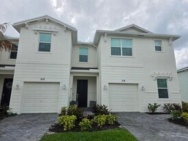 512 Rivergrass St in Port St. Lucie, FL - Building Photo