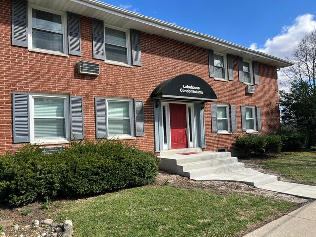 property at 1335 W Main St