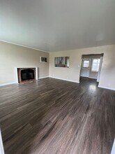 3012-3014 Miramar Rd in Sacramento, CA - Foto de edificio - Building Photo