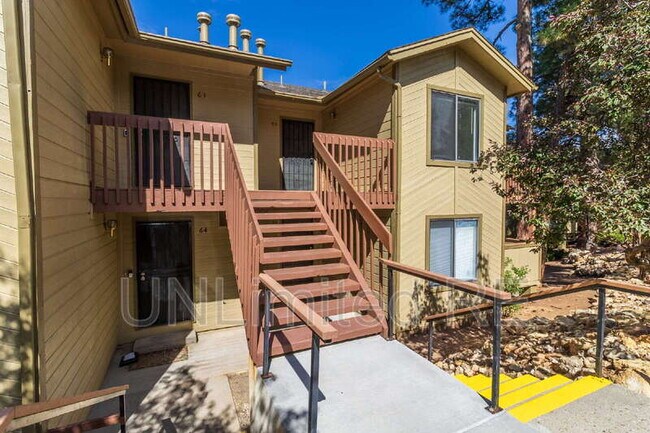 2735 N Walnut Hills Dr in Flagstaff, AZ - Building Photo - Building Photo