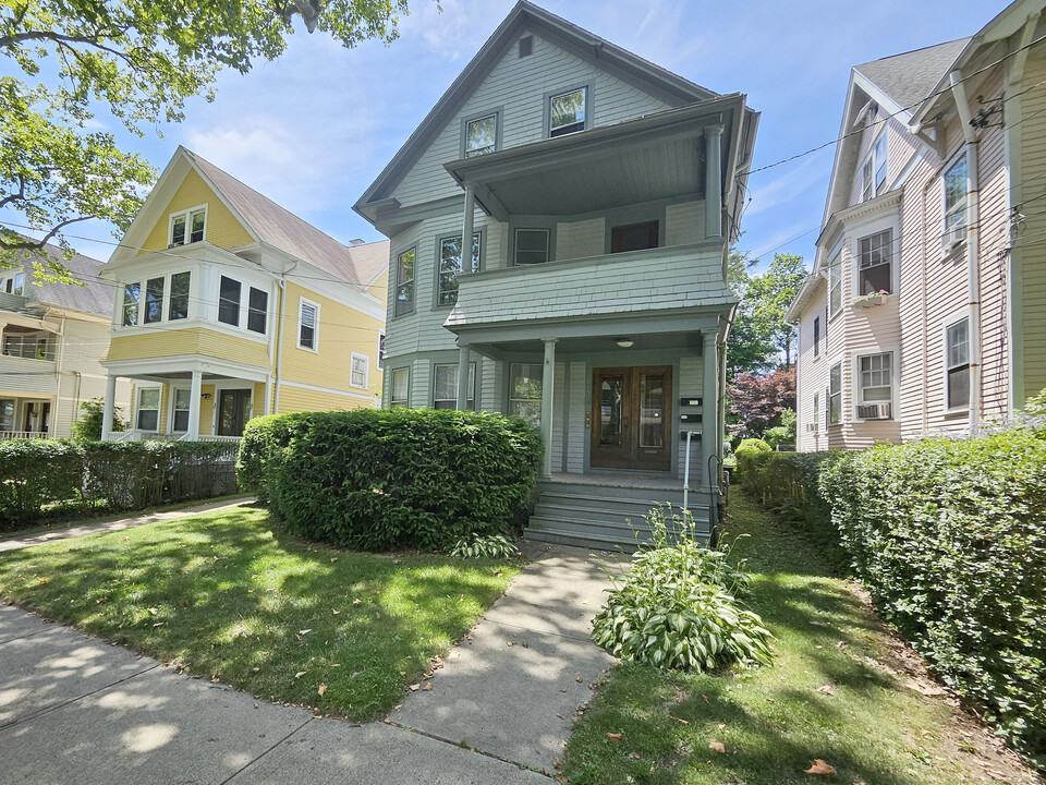 138 Mansfield St in New Haven, CT - Building Photo