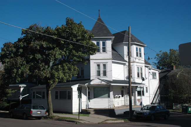 270 W 4th St in Bloomsburg, PA - Building Photo - Building Photo