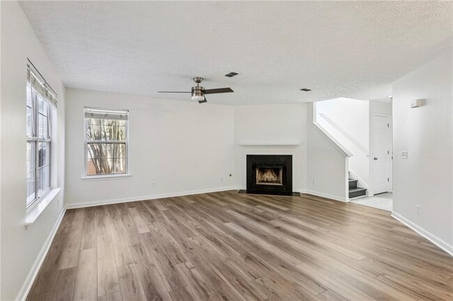 300 Carrington Way in Canton, GA - Building Photo - Building Photo