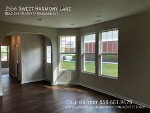 2556 Sweet Harmony Ln in Union, KY - Building Photo - Building Photo