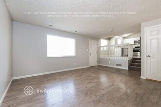 12116 Grape St in Thornton, CO - Foto de edificio - Building Photo
