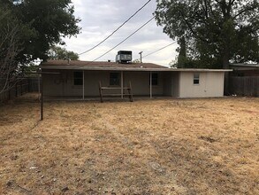 311 E 38th St in Odessa, TX - Building Photo - Building Photo