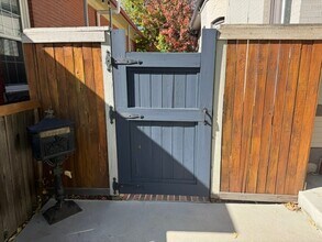 623 S Logan St in Denver, CO - Foto de edificio - Building Photo