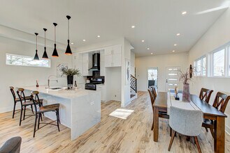 1026 St Peter St in Indianapolis, IN - Building Photo - Building Photo