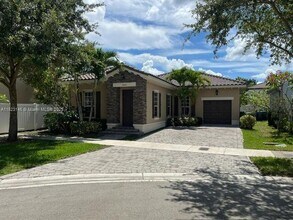 9050 SW 170th Ct in Miami, FL - Building Photo - Building Photo