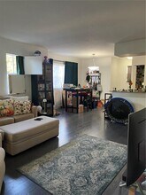 2541 Centergate Dr in Miramar, FL - Building Photo - Building Photo