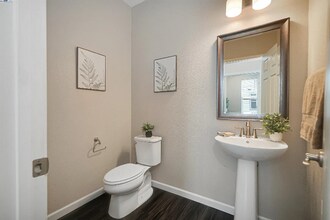 26583 Greta Ln in Hayward, CA - Building Photo - Building Photo