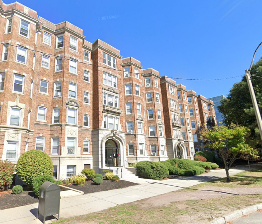 1161 Boylston St, Unit 1 in Boston, MA - Foto de edificio